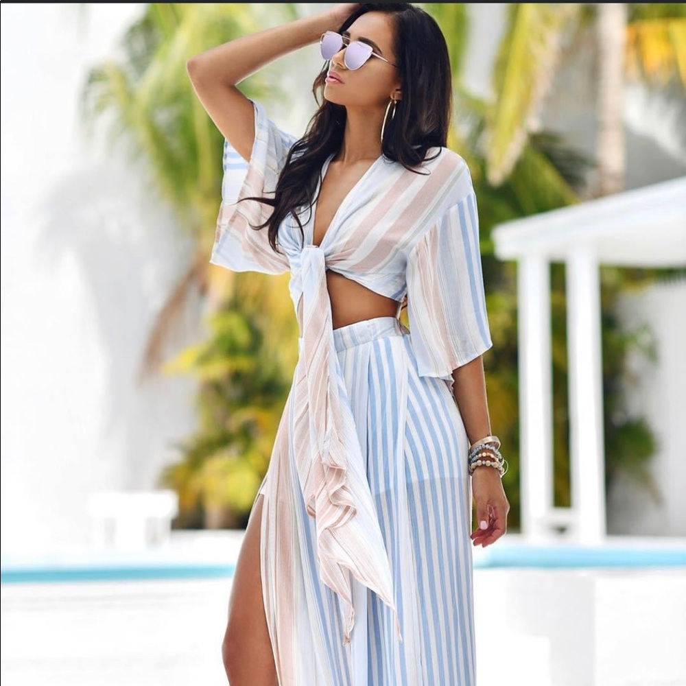 Hot Miami style two piece set. Perfect beach outfit size small